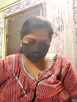 Liyaa 24 online show from July 16, 2026, 5:41 pm