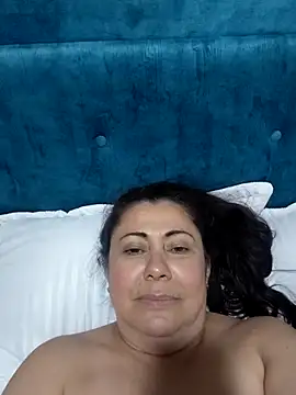 EmmaJhomson online show from June 17, 2026, 1:08 am