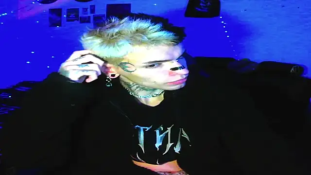 Snapshot of prince_x_dark chatting on July 19, 2026, 8:40 am prince x dark online show from July 19, 2026, 8:40 am