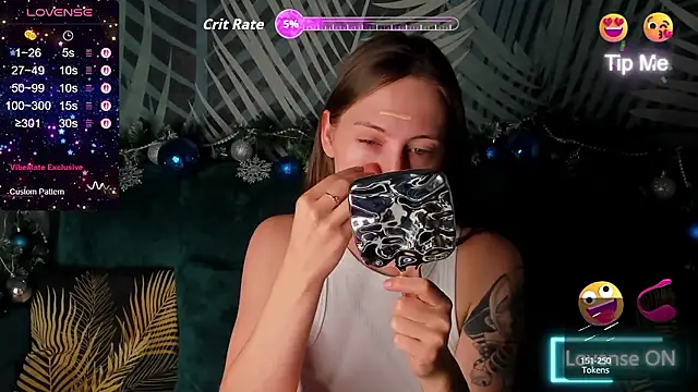 ChristyCrayme online show from January 14, 2026, 10:14 pm