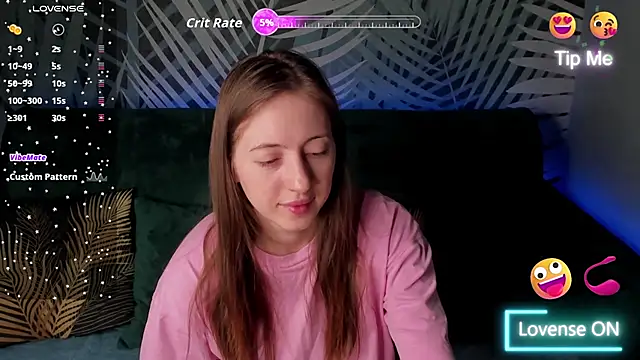 ChristyCrayme online show from March 18, 2026, 10:13 pm