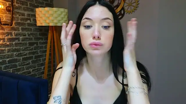 Ivanna  Rose online show from October 20, 2025, 4:24 am