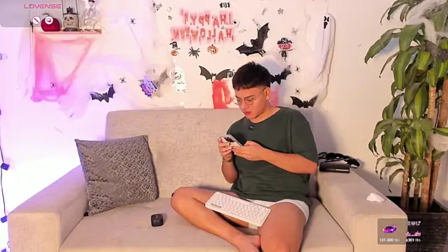 Young Ben online show from October 25, 2025, 11:54 pm