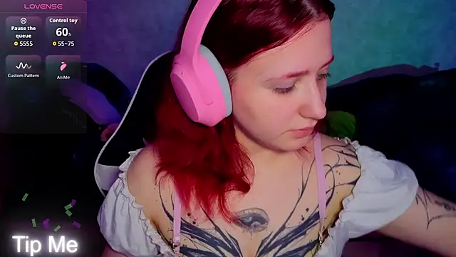 Mini Lady1 online show from June 25, 2026, 4:44 pm