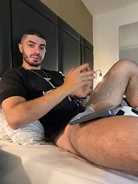 Snapshot of AxelThompson_ chatting on September 13, 2025, 11:10 am AxelThompson  online show from September 13, 2025, 11:10 am