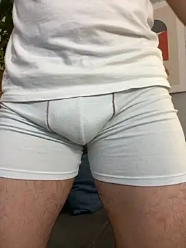 AxelThompson  online show from November 30, 2025, 11:47 am