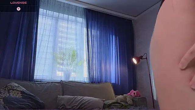 bloodymarrry online show from February 10, 2026, 12:09 pm