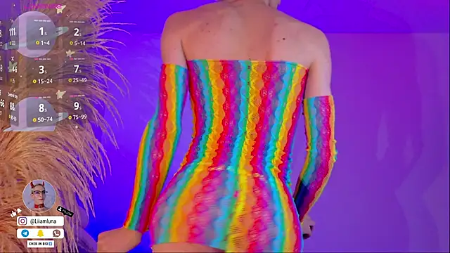 liiamluna  online show from February 18, 2026, 11:17 am