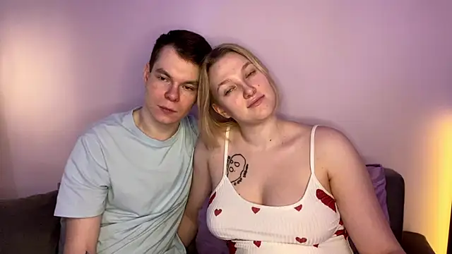 julielourens online show from February 8, 2026, 8:40 am