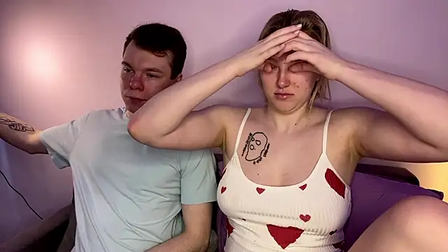 julielourens online show from February 16, 2026, 7:59 am