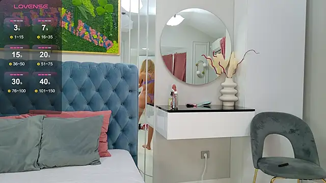 SiennaPierce online show from September 29, 2025, 4:17 am