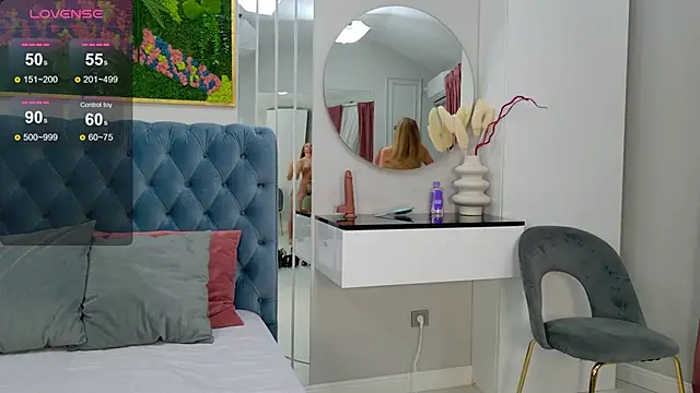 SiennaPierce online show from October 21, 2025, 4:24 am