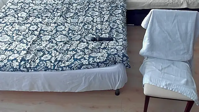 Snapshot of Squirt_Kimm chatting on March 10, 2026, 11:37 am Squirt Kimm online show from March 10, 2026, 11:37 am