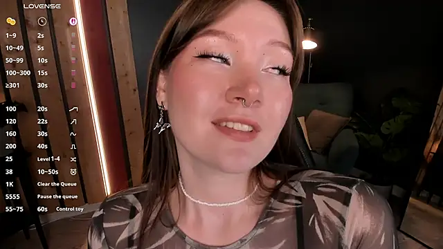 Snapshot of Ash_Hasmy chatting on October 8, 2025, 12:14 pm Ash Hasmy online show from October 8, 2025, 12:14 pm