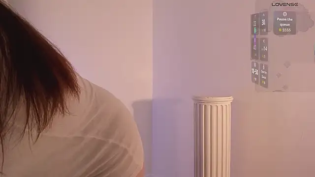 Ash Hasmy online show from March 8, 2026, 12:31 pm