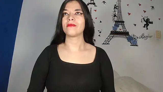 Snapshot of IVONNE_SEX chatting on October 4, 2025, 7:23 pm IVONNE SEX online show from October 4, 2025, 7:23 pm