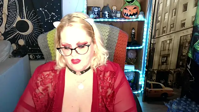 Kinky Witch online show from April 28, 2026, 2:27 am