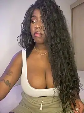 Alexia 24 online show from May 9, 2026, 12:05 am
