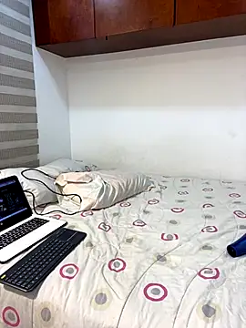 Thomas Big dick online show from January 7, 2026, 3:31 am