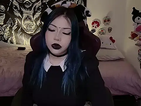 Snapshot of revenmiller_ chatting on October 2, 2025, 2:13 pm revenmiller online show from October 2, 2025, 2:13 pm