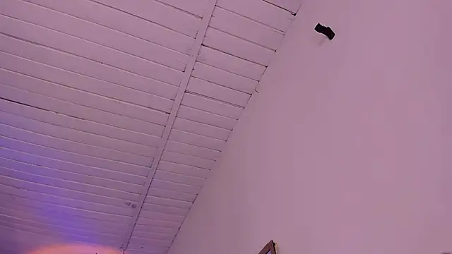 Snapshot of revenmiller_ chatting on February 19, 2026, 7:43 pm revenmiller online show from February 19, 2026, 7:43 pm