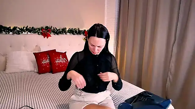 MonikaBelachi online show from January 6, 2026, 5:55 am