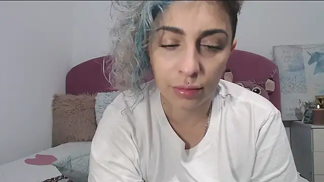 Snapshot of AAARUNY chatting on October 12, 2025, 3:00 pm AAARUNY online show from October 12, 2025, 3:00 pm