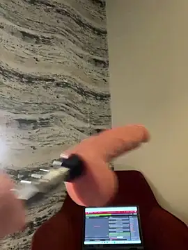 sensual scottish isla online show from September 22, 2025, 10:06 am