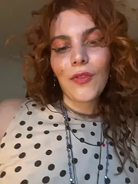 Snapshot of refem9 chatting on August 7, 2026, 12:07 pm refem9 online show from August 7, 2026, 12:07 pm
