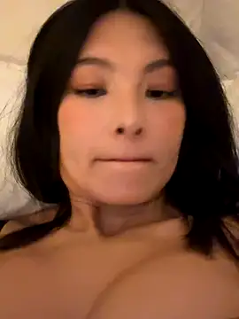 Snapshot of Ninazhang chatting on October 21, 2025, 1:50 am Ninazhang online show from October 21, 2025, 1:50 am