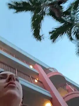 sweetsirenn online show from October 2, 2025, 11:17 am