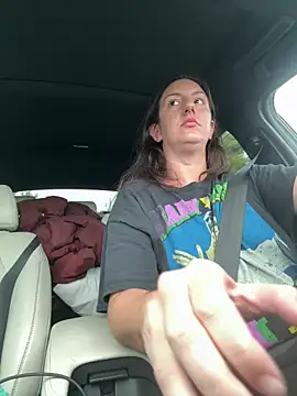 sweetsirenn online show from October 11, 2025, 12:04 pm