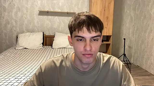 elliot scott online show from September 16, 2025, 5:03 pm