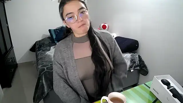 Snapshot of Came-II chatting on September 19, 2025, 11:11 am Came-II online show from September 19, 2025, 11:11 am