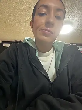 Snapshot of SALOME_KORLAND chatting on March 17, 2026, 8:12 pm SALOME KORLAND online show from March 17, 2026, 8:12 pm