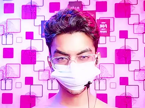 ChiseledCharm online show from September 14, 2025, 9:14 pm