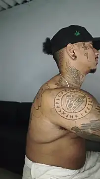 Snapshot of David_tatto1 chatting on June 15, 2026, 3:09 am David tatto1 online show from June 15, 2026, 3:09 am