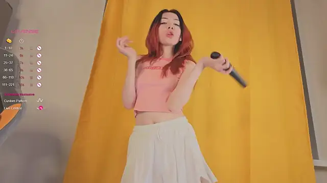 Snapshot of Pussy_Dream chatting on October 23, 2025, 9:46 pm Pussy Dream online show from October 23, 2025, 9:46 pm