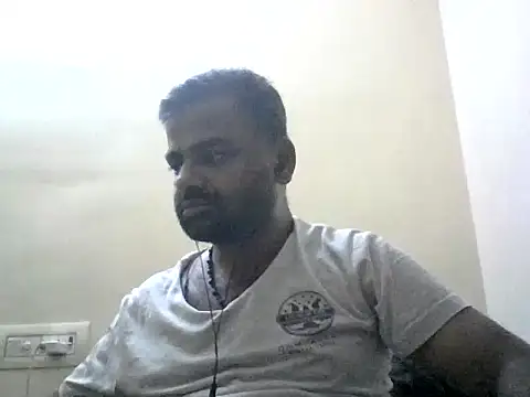 Snapshot of sree4143 chatting on September 9, 2025, 5:01 pm sree4143 online show from September 9, 2025, 5:01 pm