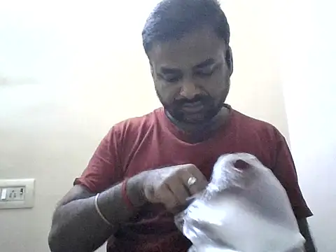 sree4143 online show from September 18, 2025, 3:25 pm