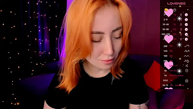 deboramoore online show from May 4, 2026, 2:18 am