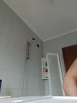 Alessio1987 online show from May 18, 2026, 4:24 pm