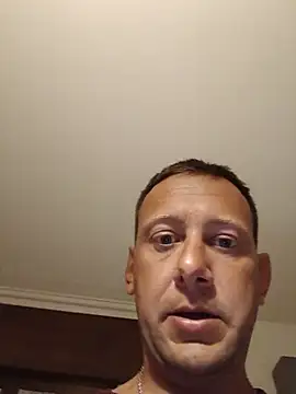 Alessio1987 online show from June 16, 2026, 8:11 pm