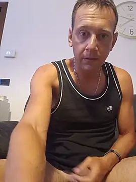Alessio1987 online show from June 25, 2026, 7:40 pm