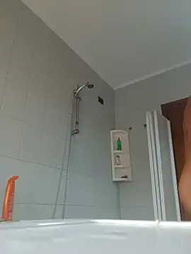 Alessio1987 online show from August 5, 2026, 4:59 am