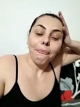 Snapshot of LarisseBelle chatting on February 26, 2026, 5:56 pm LarisseBelle online show from February 26, 2026, 5:56 pm