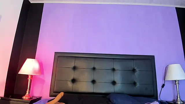 GreciaFox1 online show from June 18, 2026, 1:59 pm