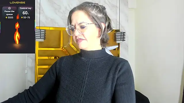 Snapshot of Luciifeer_ chatting on October 10, 2025, 11:48 pm Luciifeer  online show from October 10, 2025, 11:48 pm