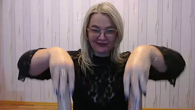 EleanoraDream online show from December 21, 2025, 6:37 pm