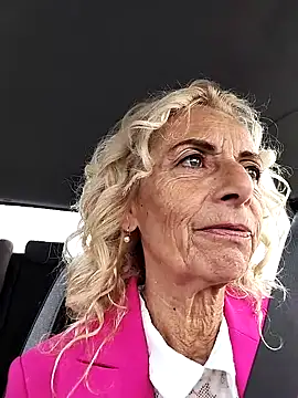 Snapshot of clarabell4 chatting on September 26, 2025, 6:50 am clarabell4 online show from September 26, 2025, 6:50 am